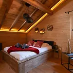 Emeraude, De Luxe Avec Vue Montagne