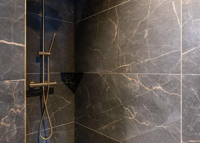 Emeraude, De Luxe Avec Vue Montagne